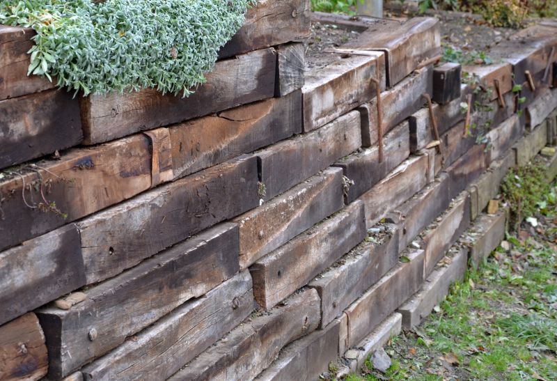 Wood Retaining Wall Service detail